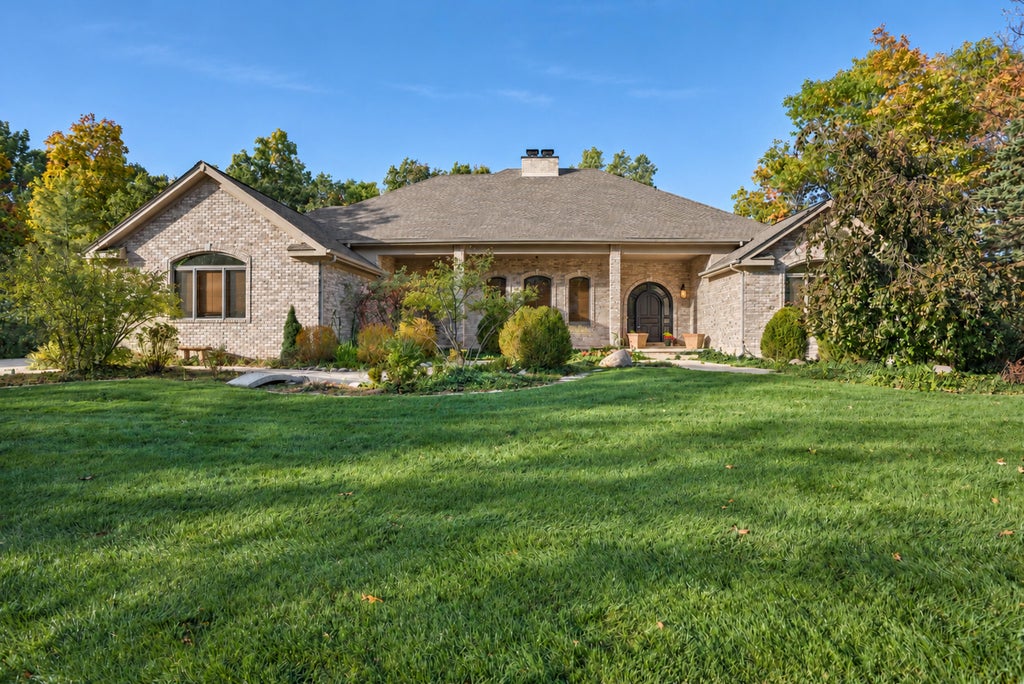 Photo of 505 Brittany Lane, Dyer, IN 46311 (MLS # 847408)