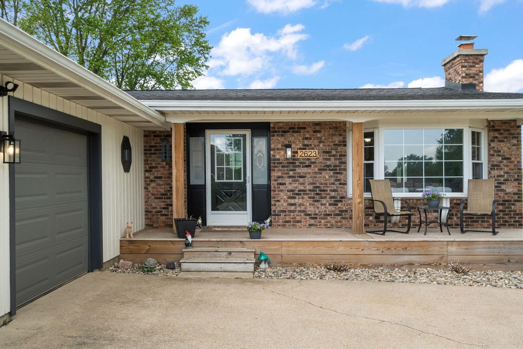 Photo of 2623 W Hickory Court, La Porte, IN 46350 (MLS # 838769)