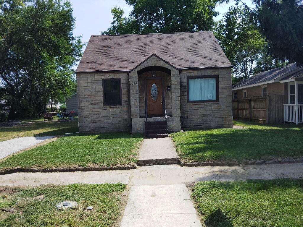 2735 Floyd Street