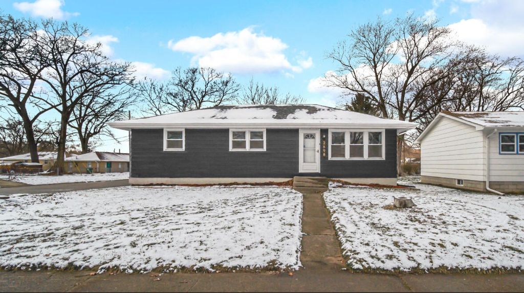 Photo of 2698 County Line, Lake Station, IN 46405 (MLS # 835970)