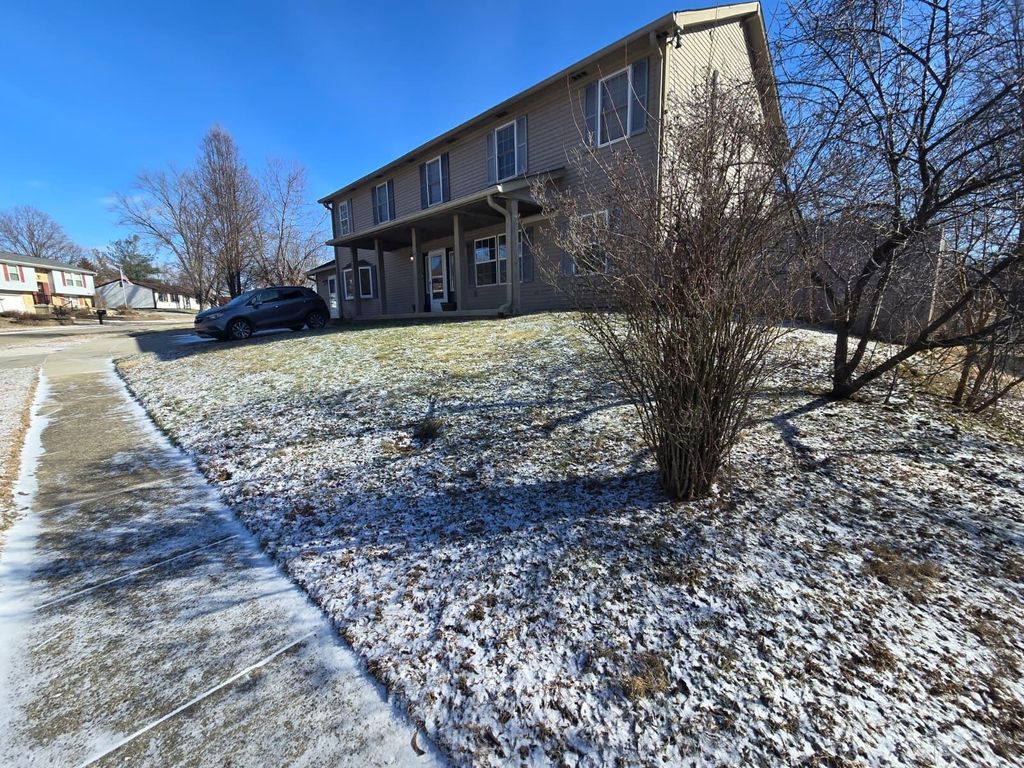 Photo of 5533 Furnas Court, Indianapolis, IN 46221 (MLS # 833050)