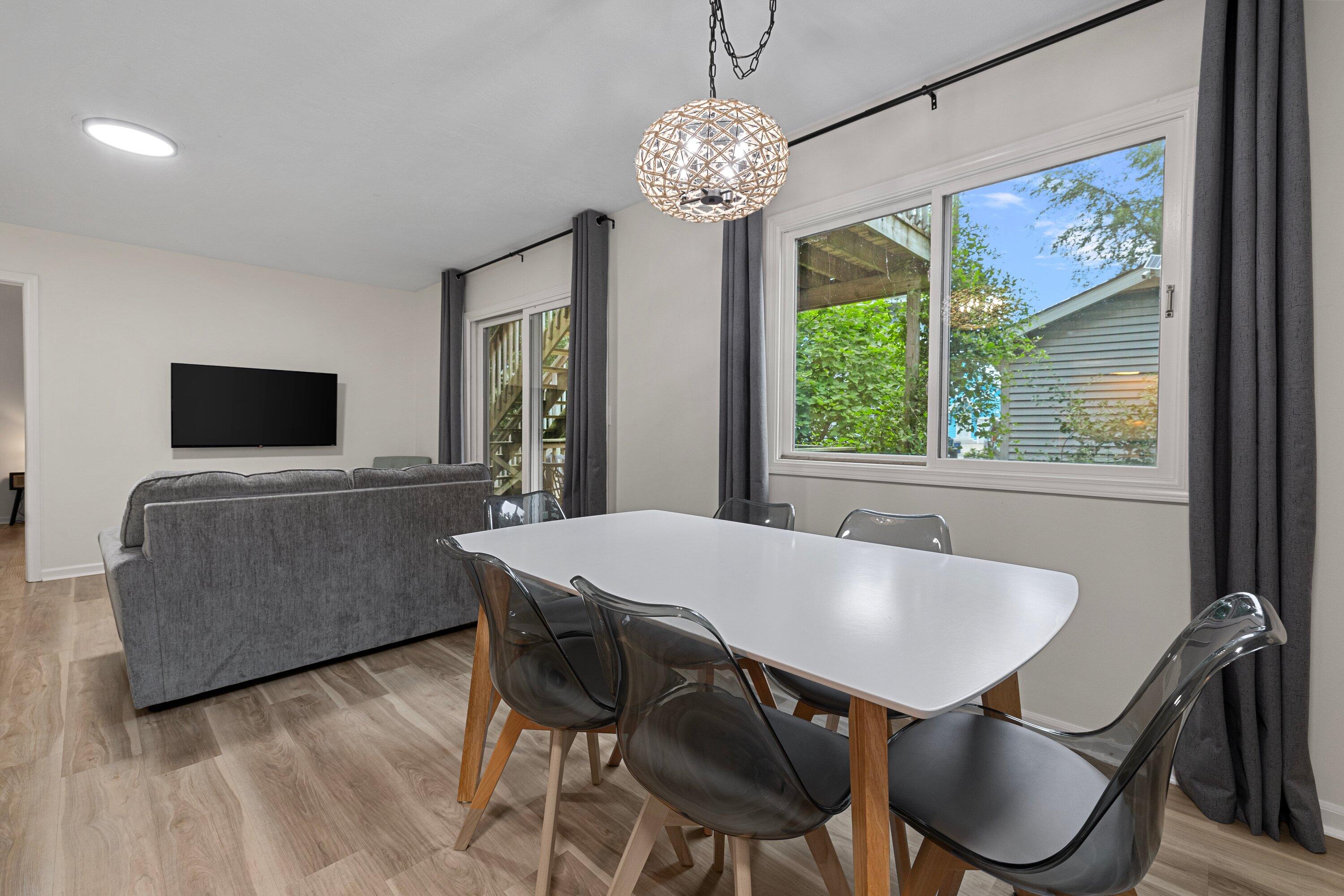 204 Washington Park Boulevard