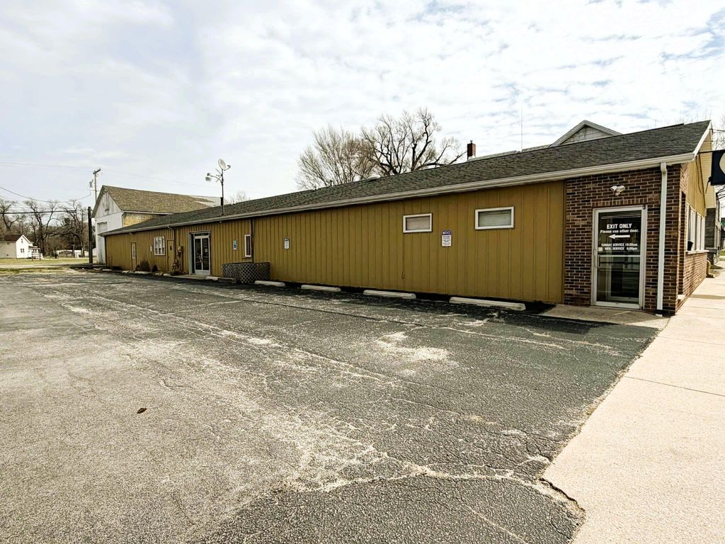 Photo of 405 Lane Street, North Judson, IN 46366 (MLS # 836048)