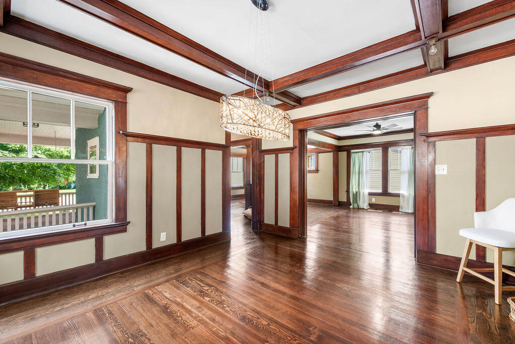 La Porte, Indiana 46350, United States, 5 Bedrooms Bedrooms, ,2 BathroomsBathrooms,Residential,Active,51566