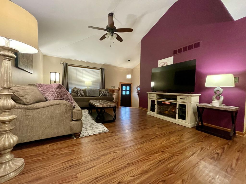 Photo of 1001 Institute Street, Valparaiso, IN 46383 (MLS # 834921)