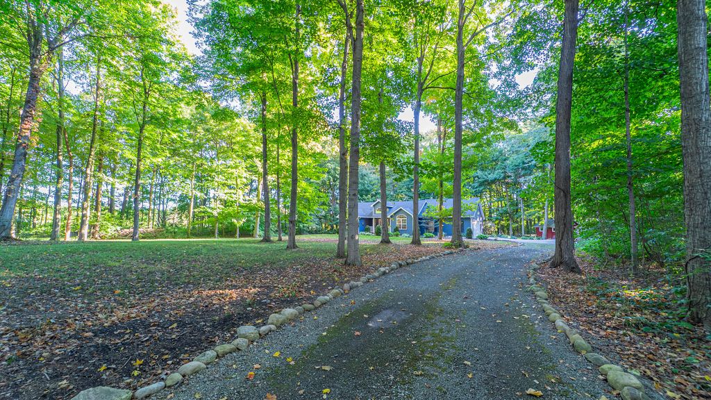 Photo of 673 N 500 E, La Porte, IN 46350 (MLS # 829481)