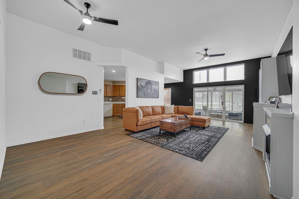 Photo of 11130 Allendale Court, Crown Point, IN 46307 (MLS # 839145)