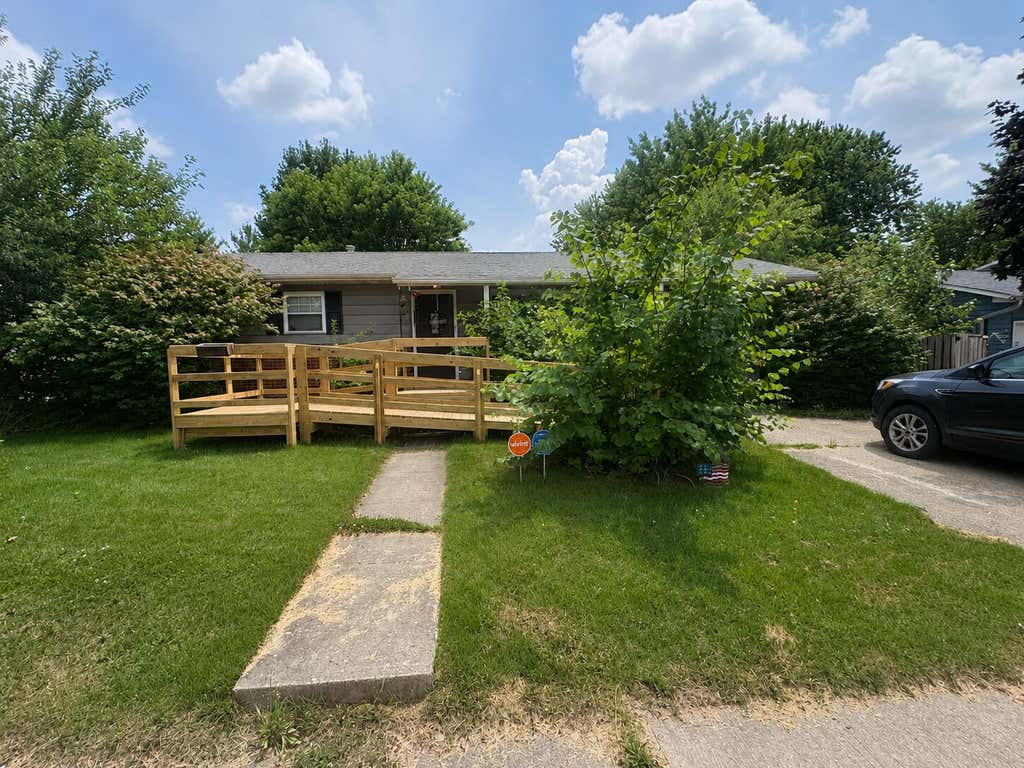 Photo of 435 Hardin Boulevard, Indianapolis, IN 46241 (MLS # 842233)