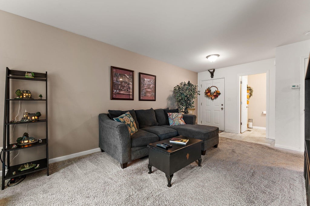 Photo of 11127 Vermont Circle, Crown Point, IN 46307 (MLS # 847056)