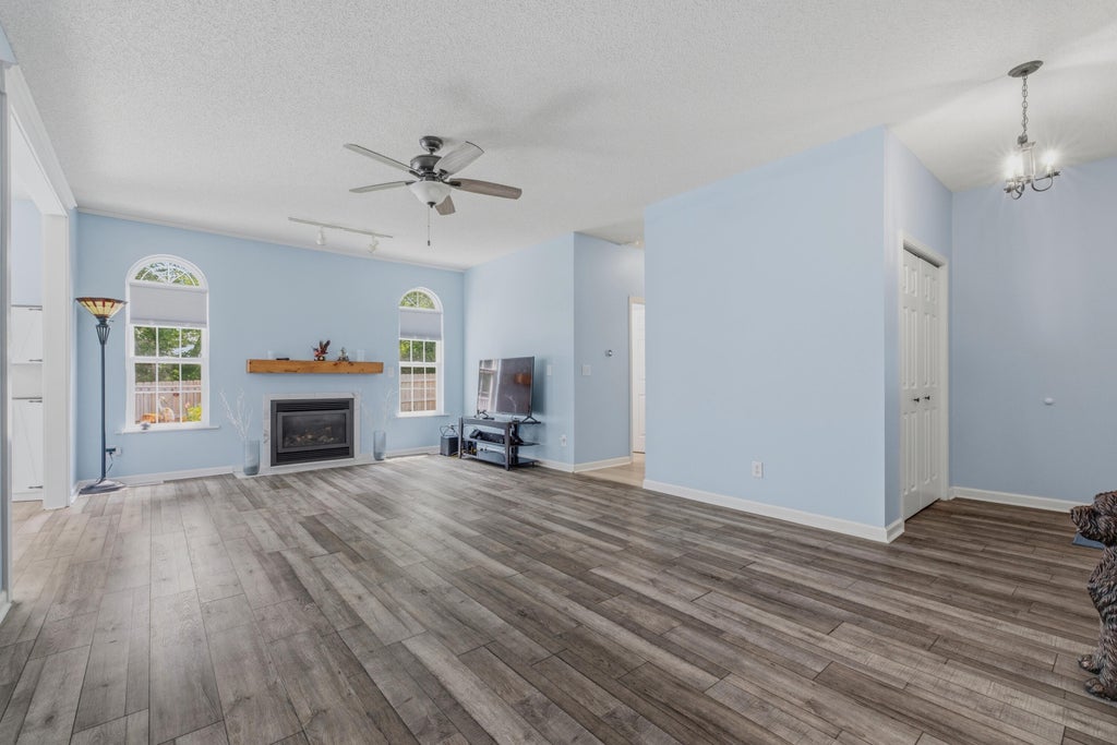 Photo of 3811 S Walnut Bend, Marion, IN 46953 (MLS # 842031)