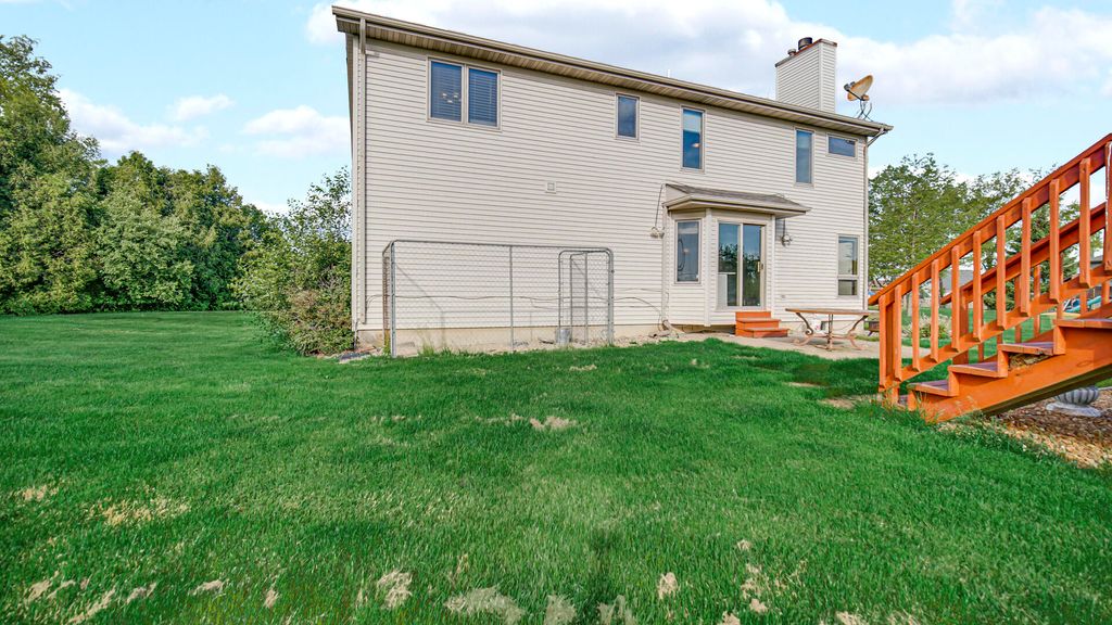 Photo of 11616 Barberry Court, Saint John, IN 46373 (MLS # 839307)