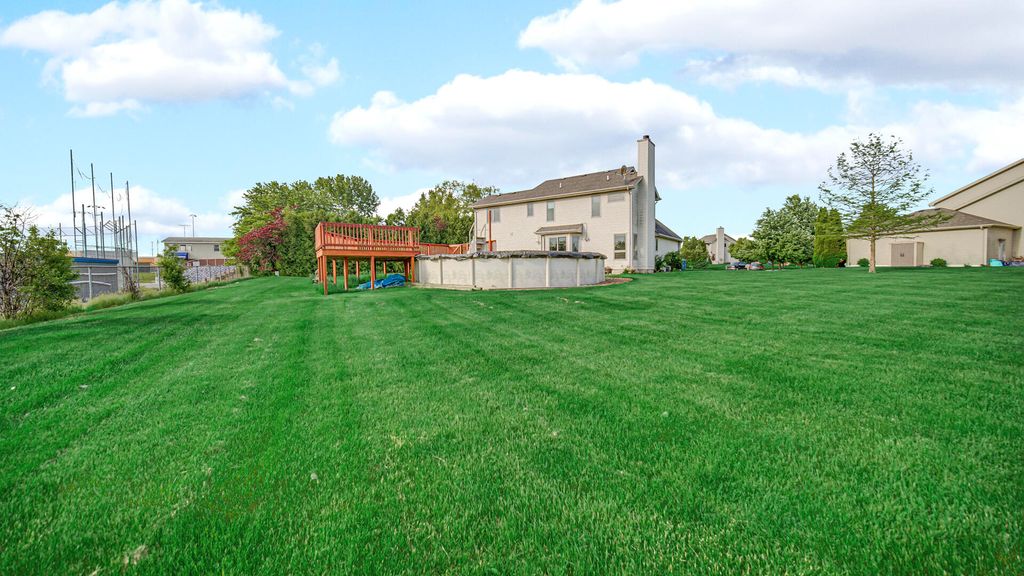 Photo of 11616 Barberry Court, Saint John, IN 46373 (MLS # 839307)