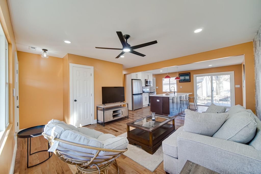 Photo of 7415 Montana Avenue, Hammond, IN 46323 (MLS # 831339)