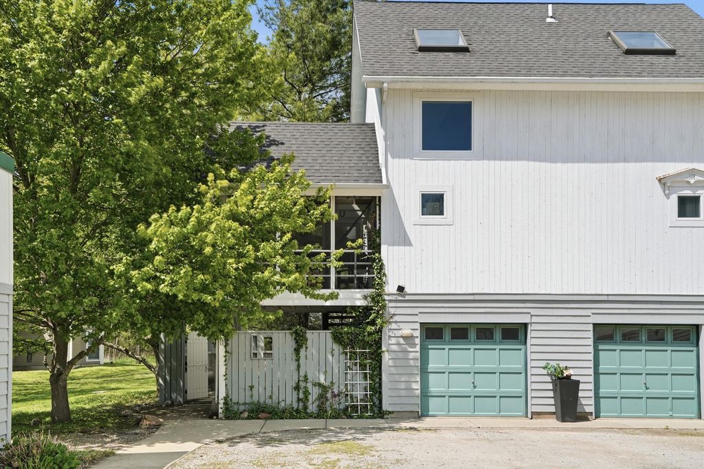 Photo of 11 Tryon Farm Lane, Michigan City, IN 46360 (MLS # 839125)