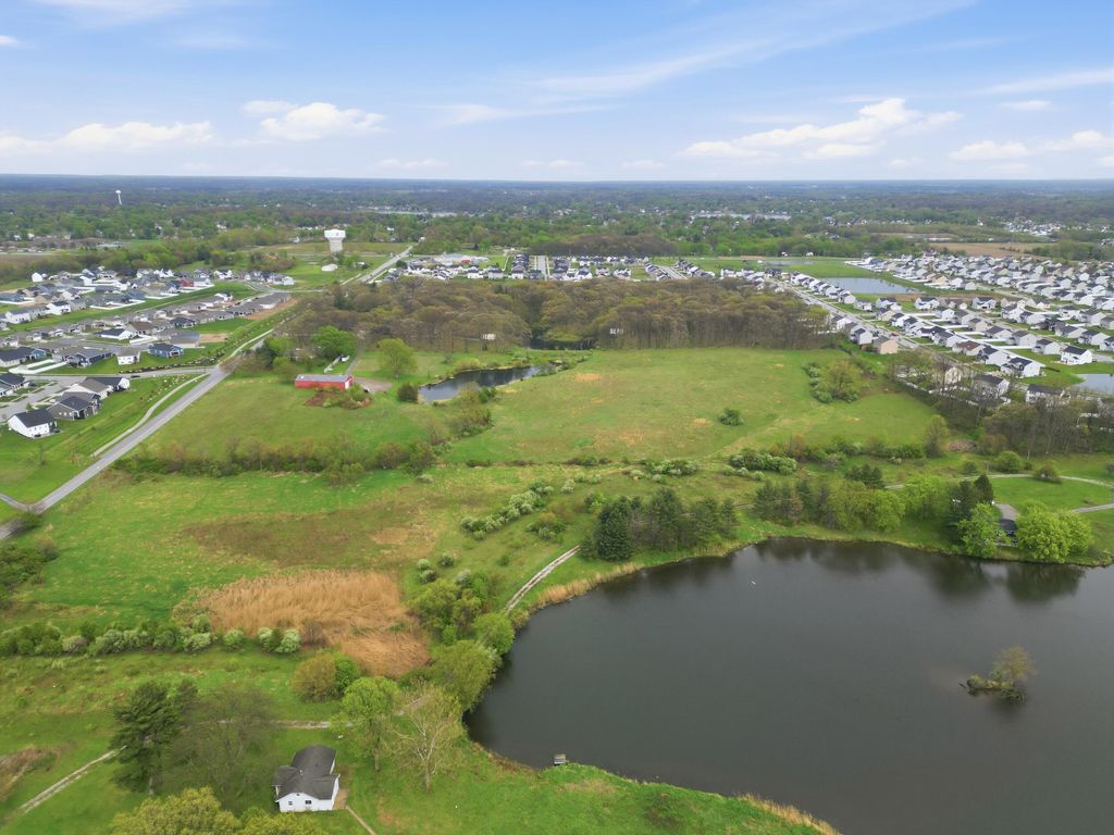 Photo of 7311 E 117th Avenue, Crown Point, IN 46307 (MLS # 837769)