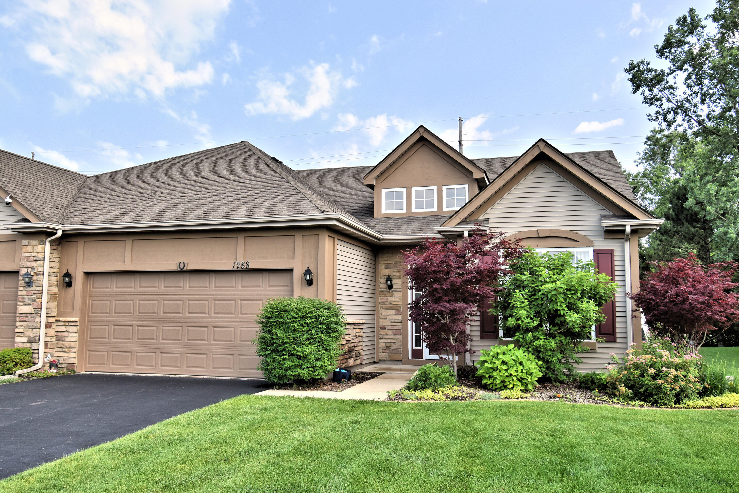 1288 Mackinaw Place