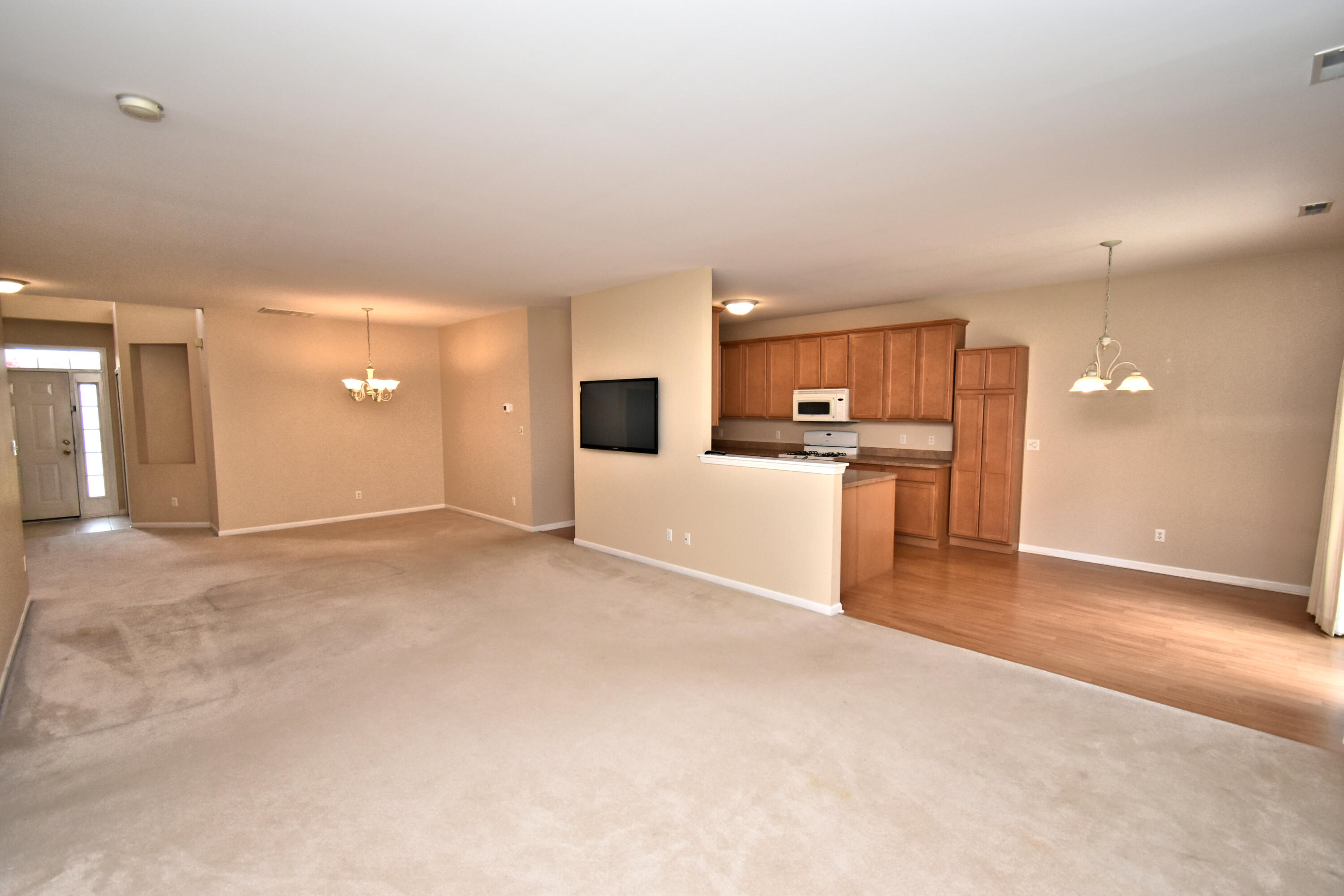 1288 Mackinaw Place