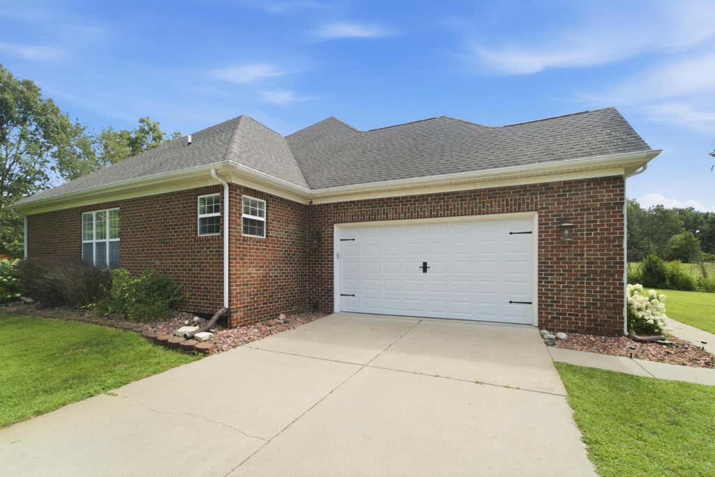 Photo of 6776 Fox Crossing, Knox, IN 46534 (MLS # 843285)