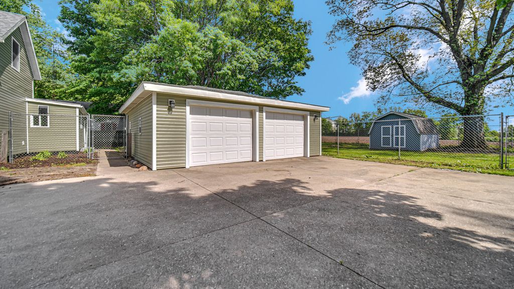 Photo of 500 Hamilton Street, Union Mills, IN 46382 (MLS # 839395)
