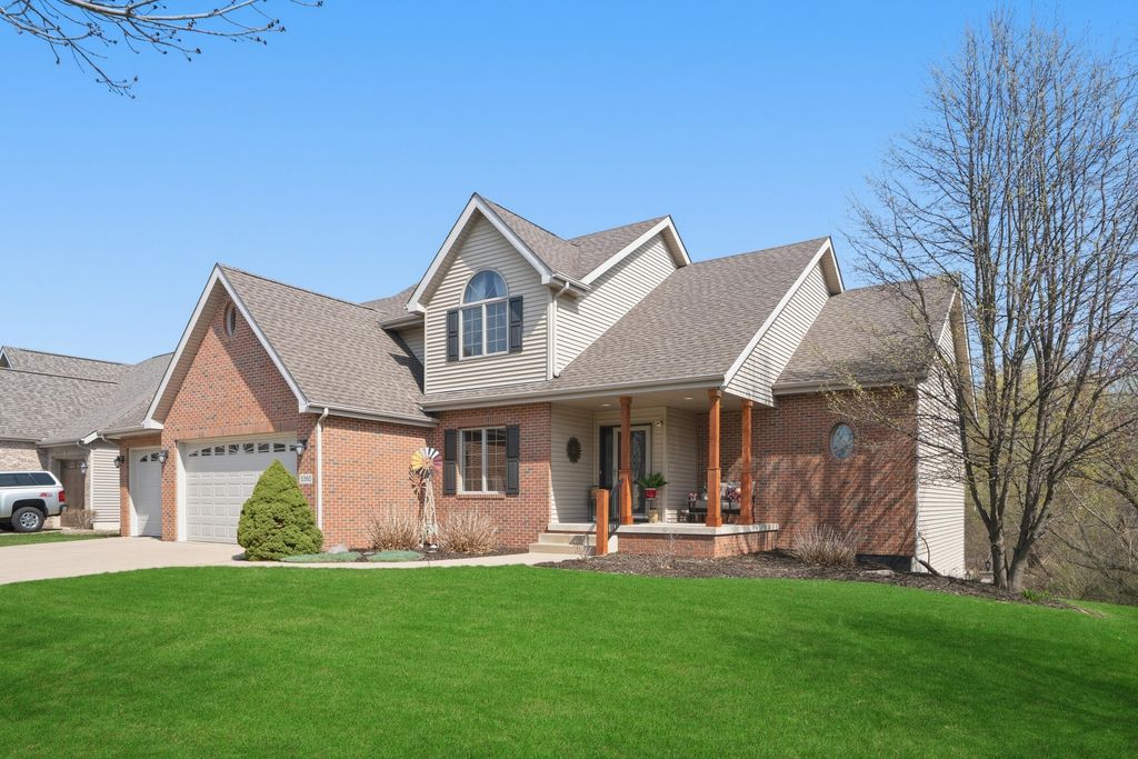 Photo of 5360 72nd Avenue, Schererville, IN 46375 (MLS # 836785)