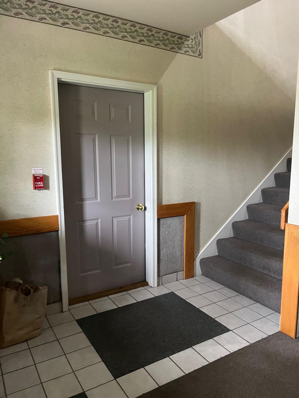 Photo of 772 Hidden Oak Trail #1b, Hobart, IN 46342 (MLS # 838053)