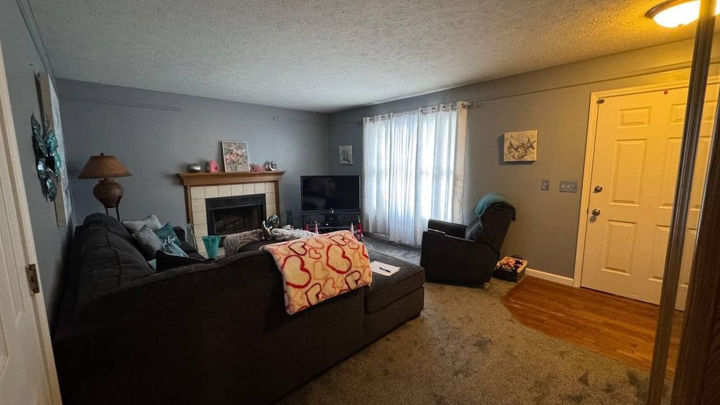 Photo of 4205 Foxfire Drive, South Bend, IN 46628 (MLS # 834231)