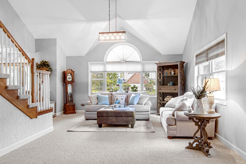 Photo of 9942 Forest Street, Dyer, IN 46311 (MLS # 845933)