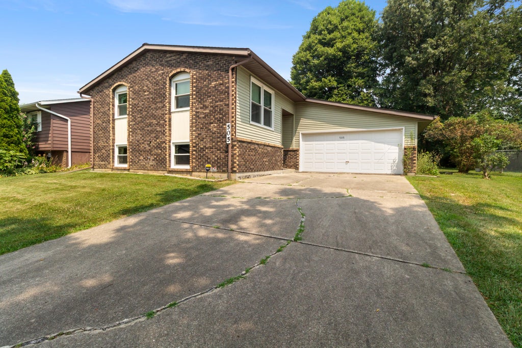Photo of 505 W South Street, Hebron, IN 46341 (MLS # 842586)
