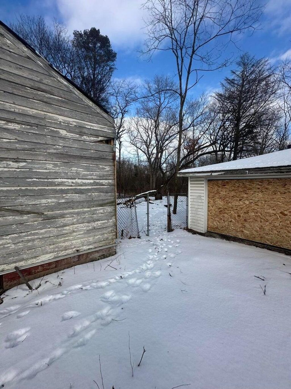 Photo of 2001 Hovey Place, Gary, IN 46406 (MLS # 837954)