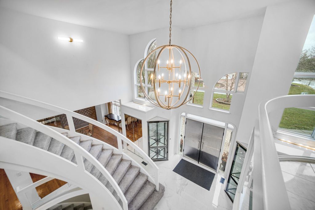 Photo of 1141 Portmarnock Court, Dyer, IN 46311 (MLS # 832096)