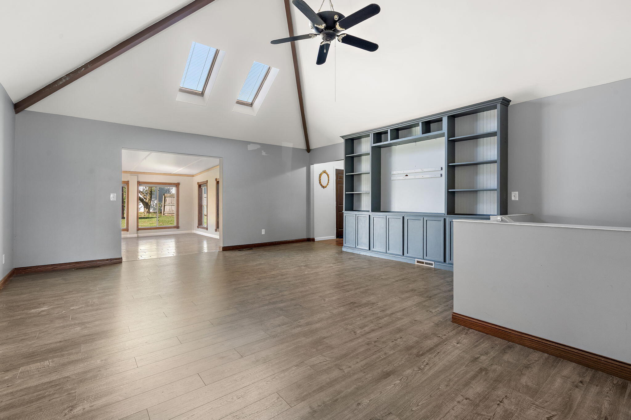 Hebron, Indiana 46341, United States, 3 Bedrooms Bedrooms, ,2 BathroomsBathrooms,Residential,Active,226093