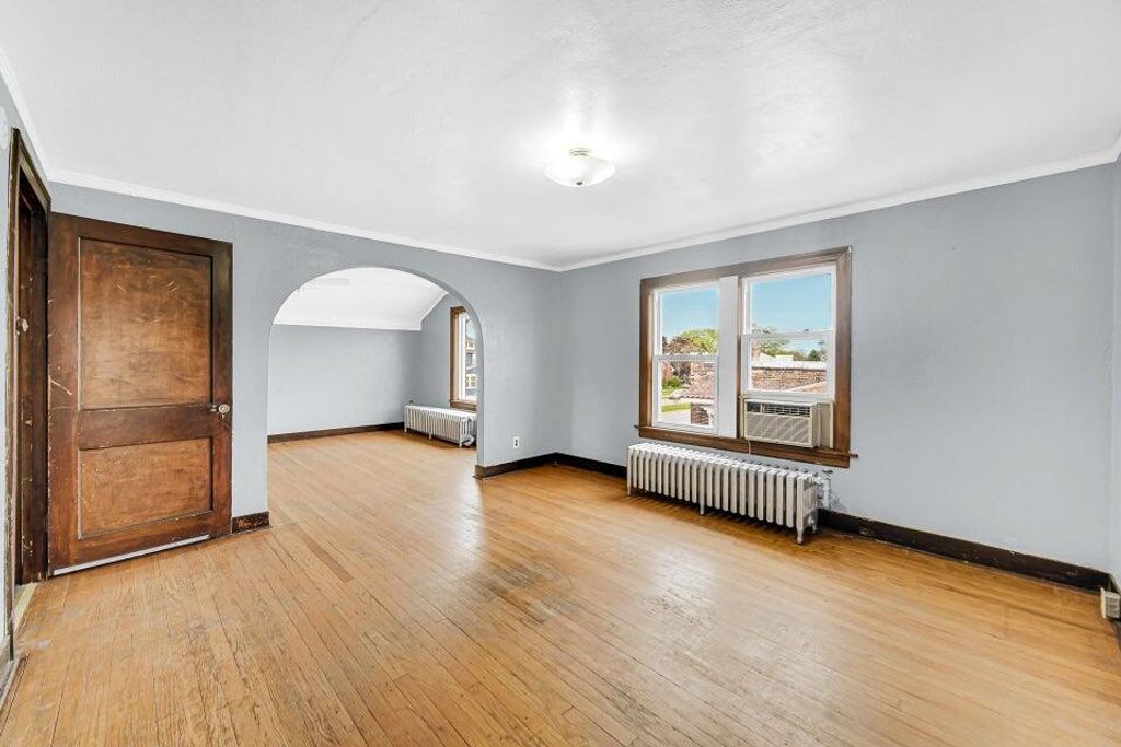 Photo of 650 119th Street #2, Whiting, IN 46394 (MLS # 838519)