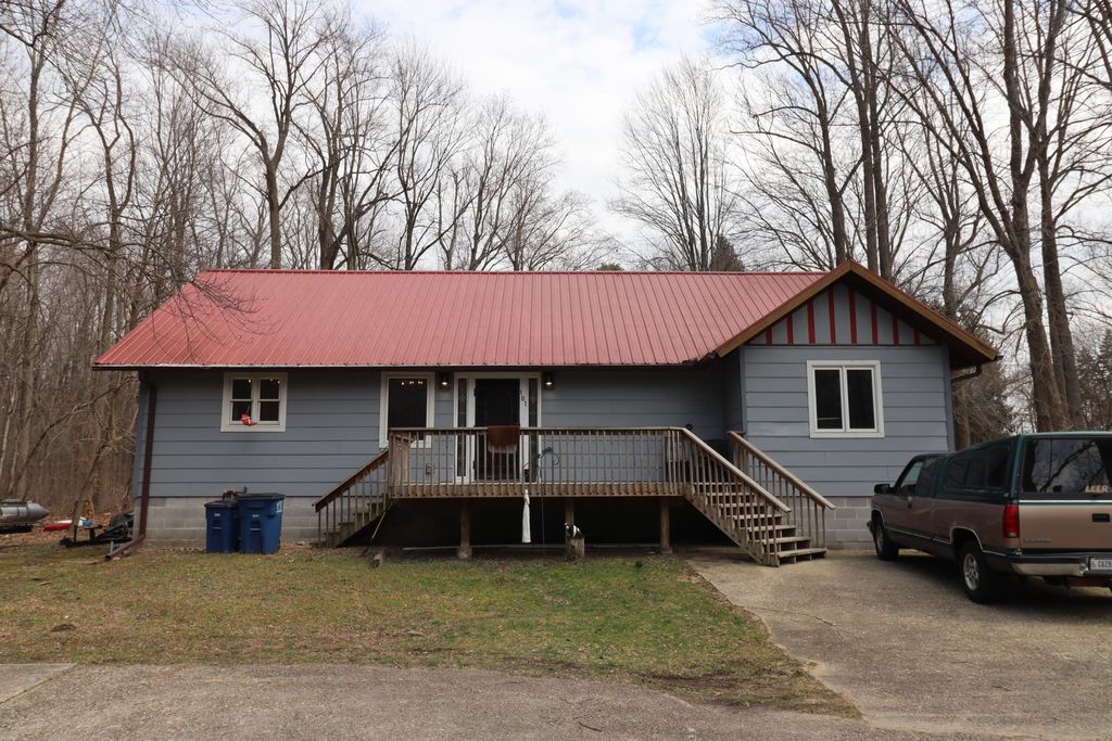 Photo of 101 Briese Lane, Michigan City, IN 46360 (MLS # 836271)