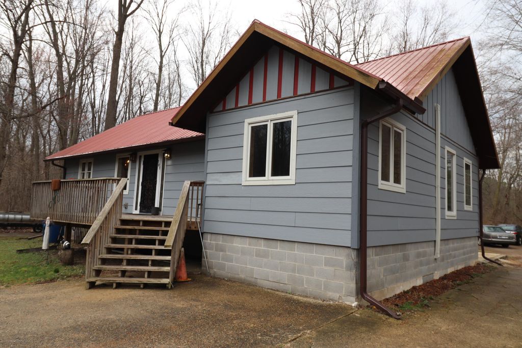 Photo of 101 Briese Lane, Michigan City, IN 46360 (MLS # 836271)