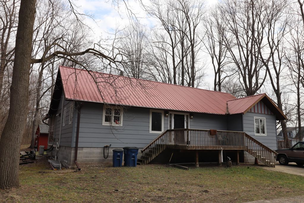 Photo of 101 Briese Lane, Michigan City, IN 46360 (MLS # 836271)