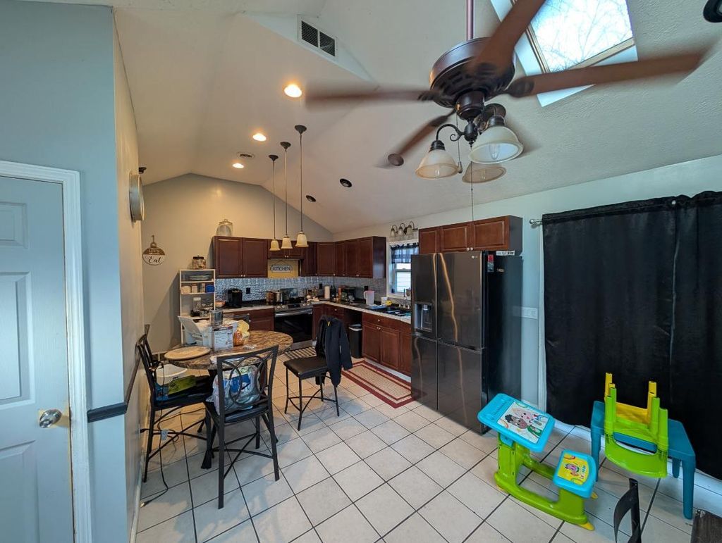 Photo of 400 Grandview Drive, Salem, IN 47167 (MLS # 832325)