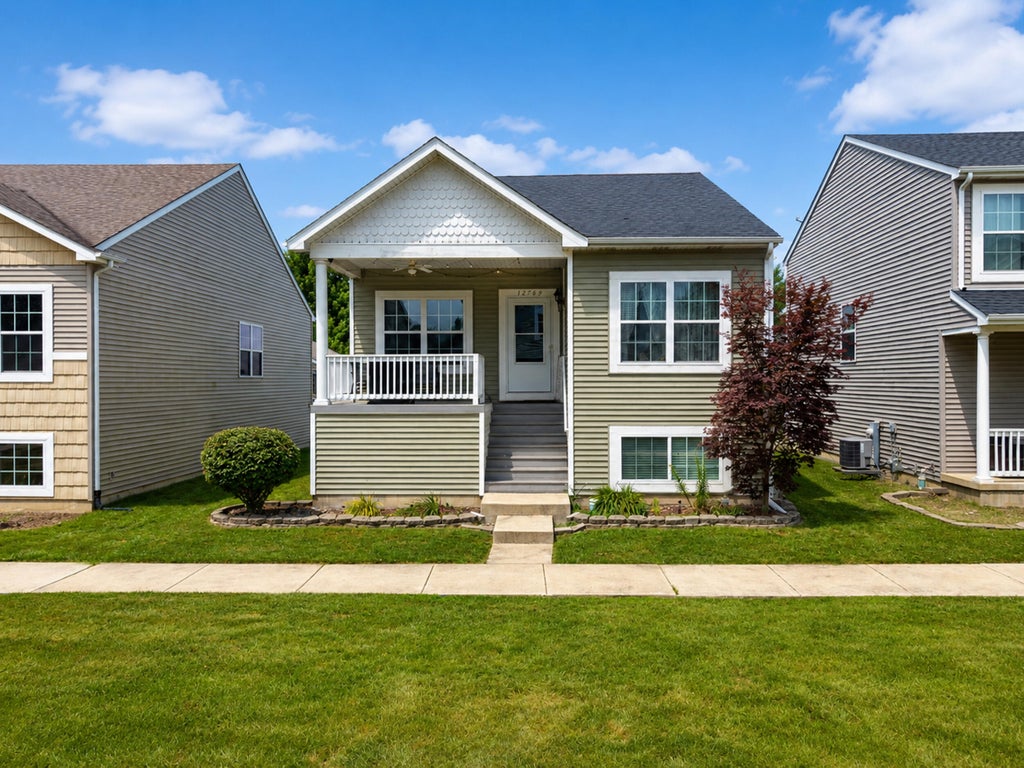 Photo of 12769 Ellsworth Street, Crown Point, IN 46307 (MLS # 842508)