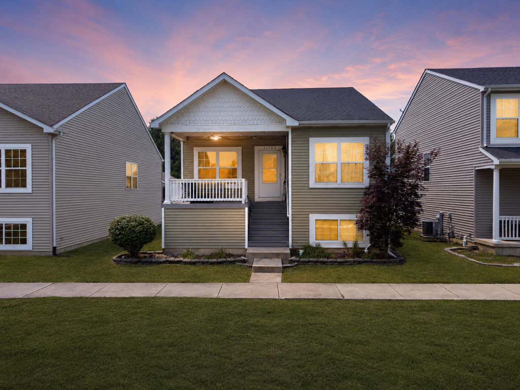 Photo of 12769 Ellsworth Street, Crown Point, IN 46307 (MLS # 842508)