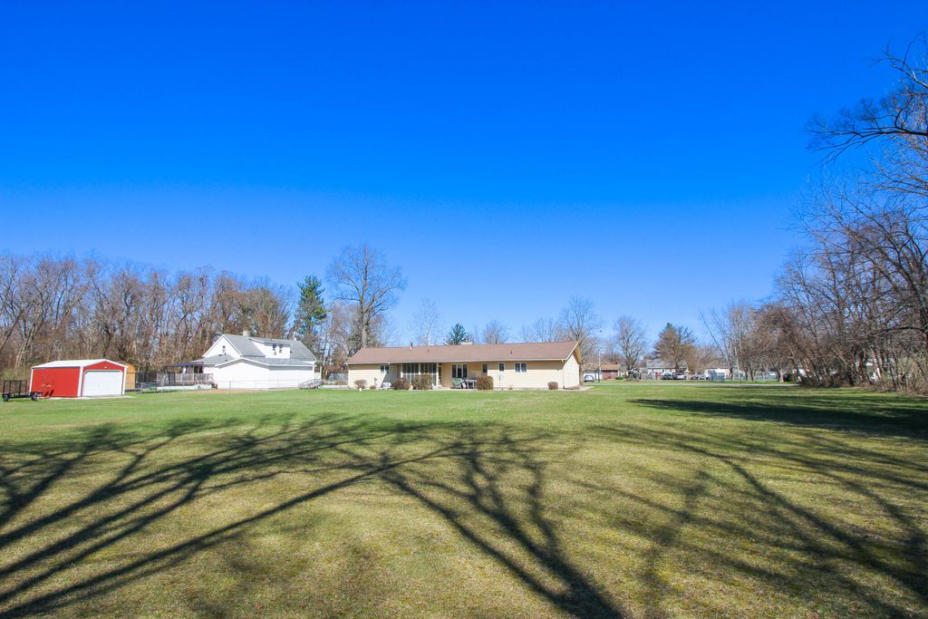 Photo of 303 Dahlke Street, North Judson, IN 46366 (MLS # 836304)