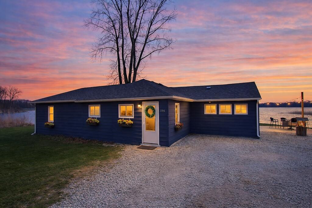 Photo of 7715 N Spruce Lane, New Carlisle, IN 46552 (MLS # 836145)