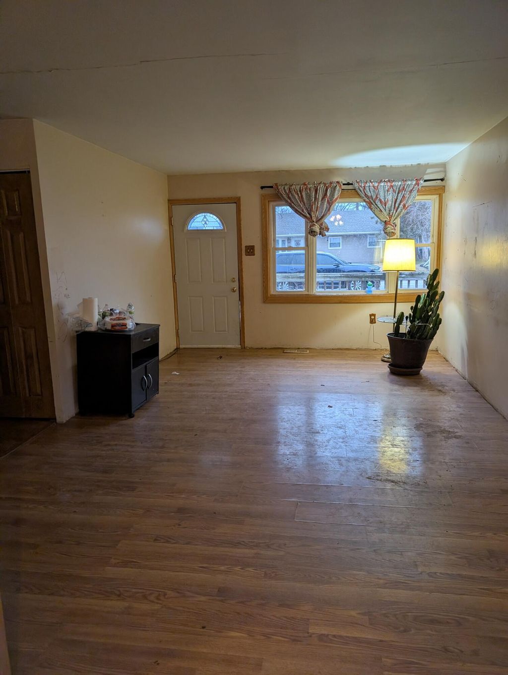 Photo of 11 N Guyer Street, Hobart, IN 46342 (MLS # 832158)