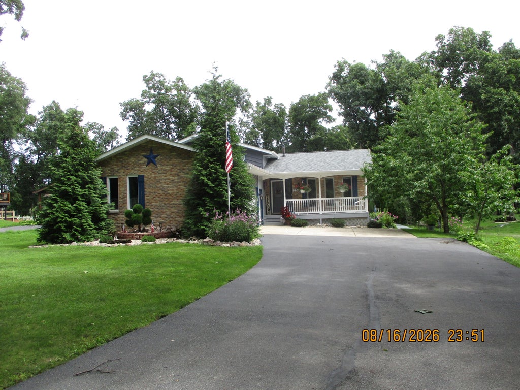Photo of 2365 N Four Seasons Court, Crown Point, IN 46307 (MLS # 843956)
