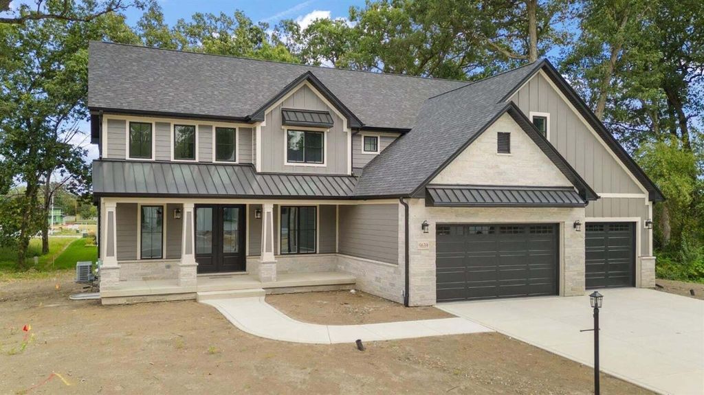 Photo of 13822 Waterleaf Drive, Saint John, IN 46373 (MLS # 833296)