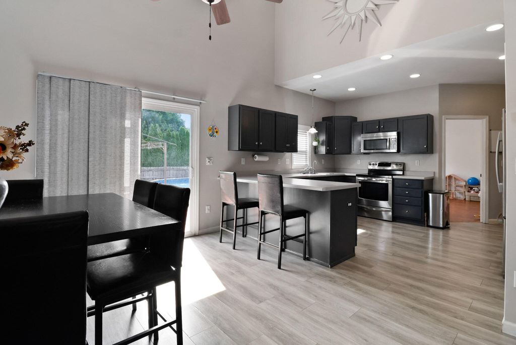 Photo of 2131 Pepperbush Avenue, Chesterton, IN 46304 (MLS # 835476)