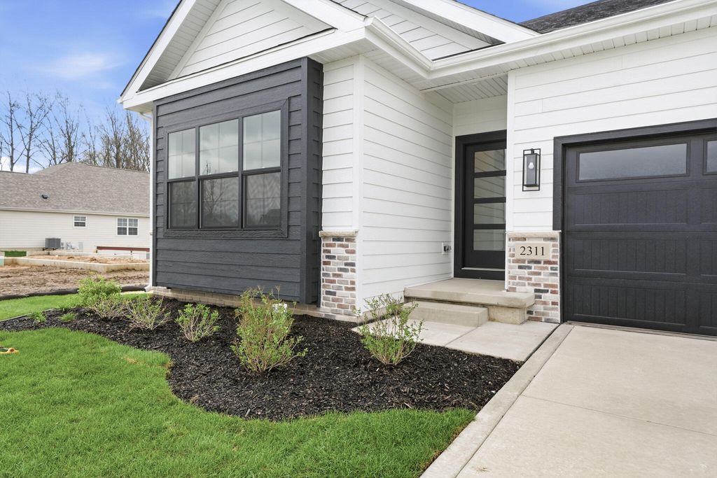 Photo of 2431 Pradera Trail, Chesterton, IN 46304 (MLS # 837579)