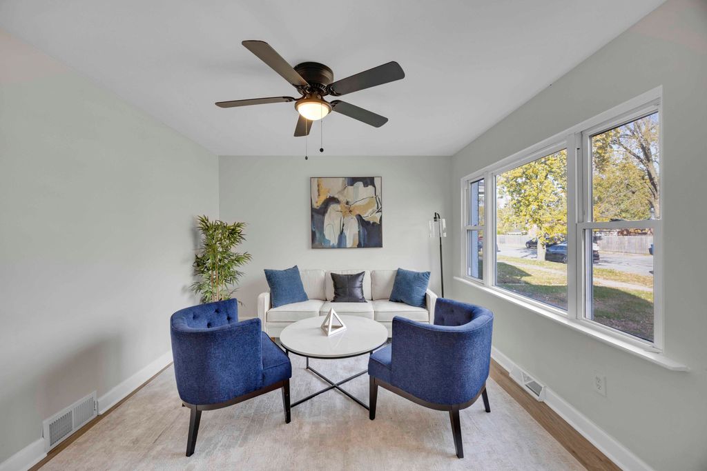 Photo of 5428 Chestnut Avenue, Hammond, IN 46320 (MLS # 830544)