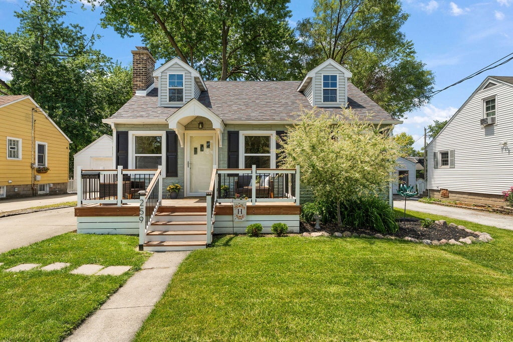 Photo of 259 Wood Street, Crown Point, IN 46307 (MLS # 846790)
