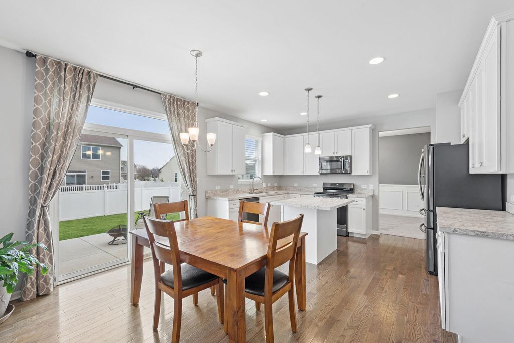 Photo of 11155 Ohio Street, Crown Point, IN 46307 (MLS # 836338)