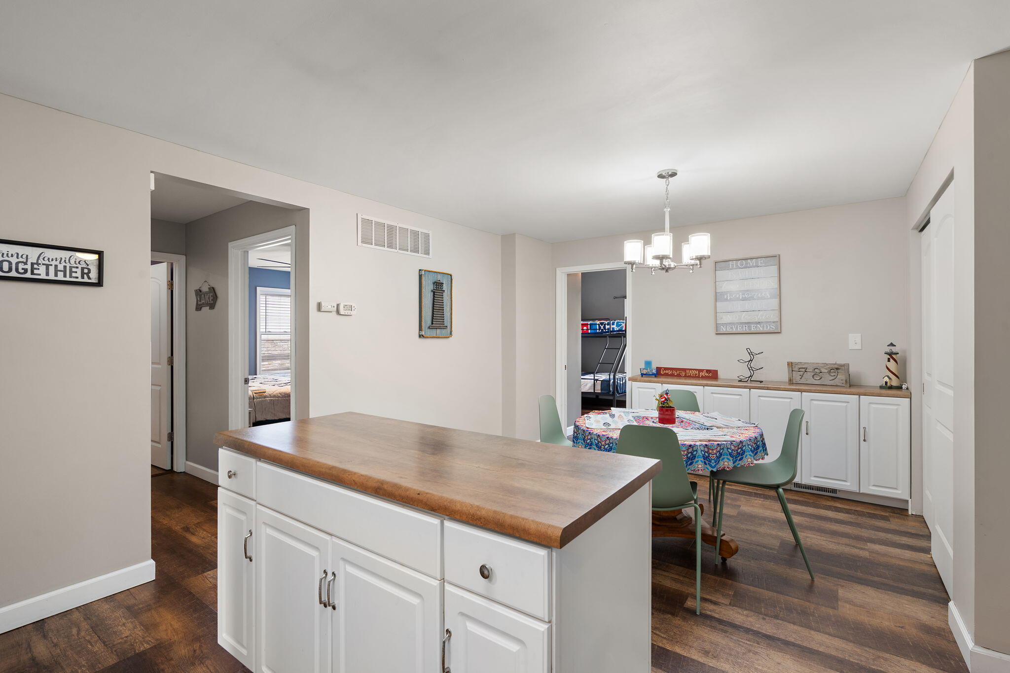 Lowell, Indiana 46356, United States, 3 Bedrooms Bedrooms, ,2 BathroomsBathrooms,Residential,Pending,250083