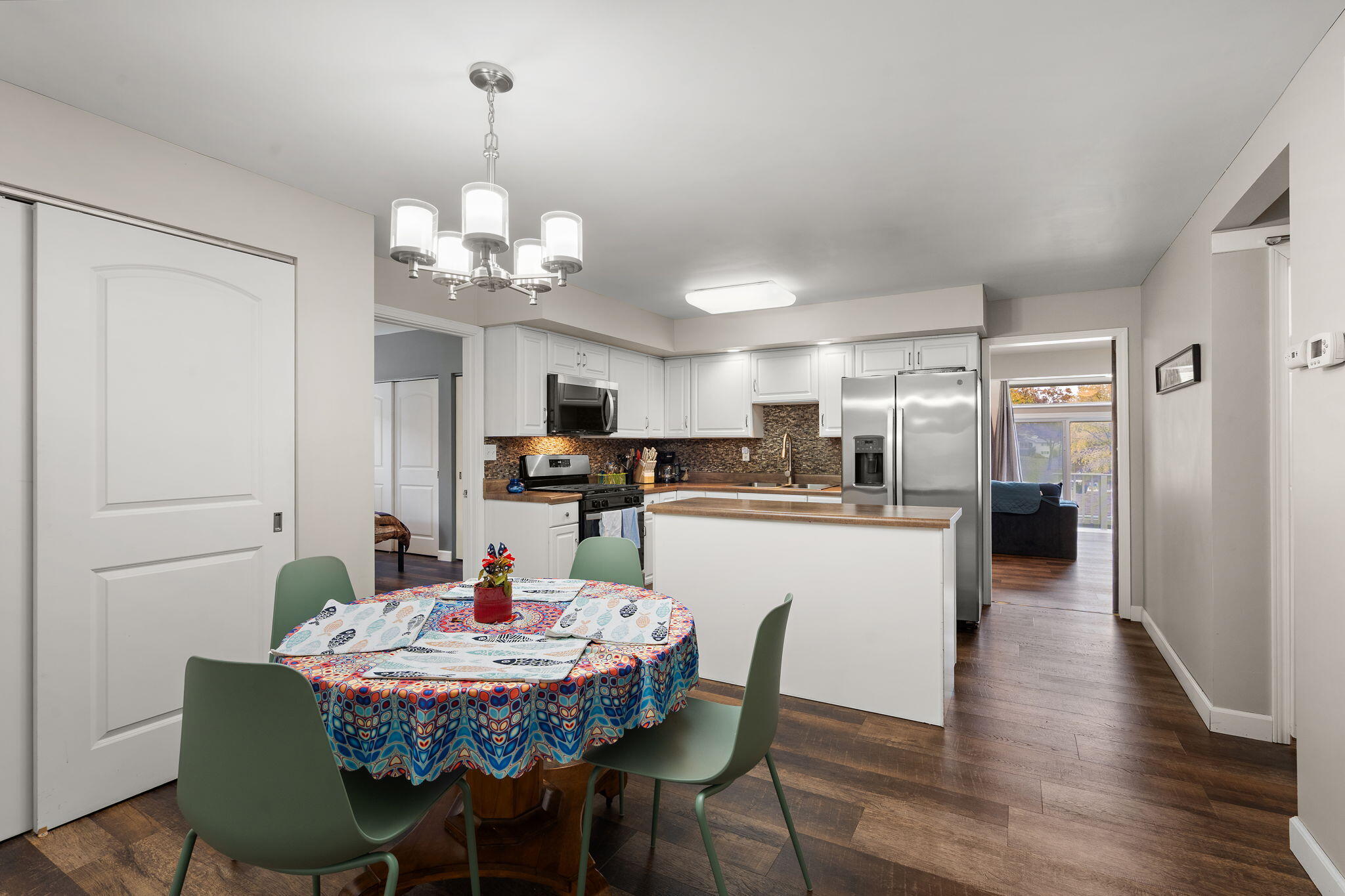 Lowell, Indiana 46356, United States, 3 Bedrooms Bedrooms, ,2 BathroomsBathrooms,Residential,Pending,250083